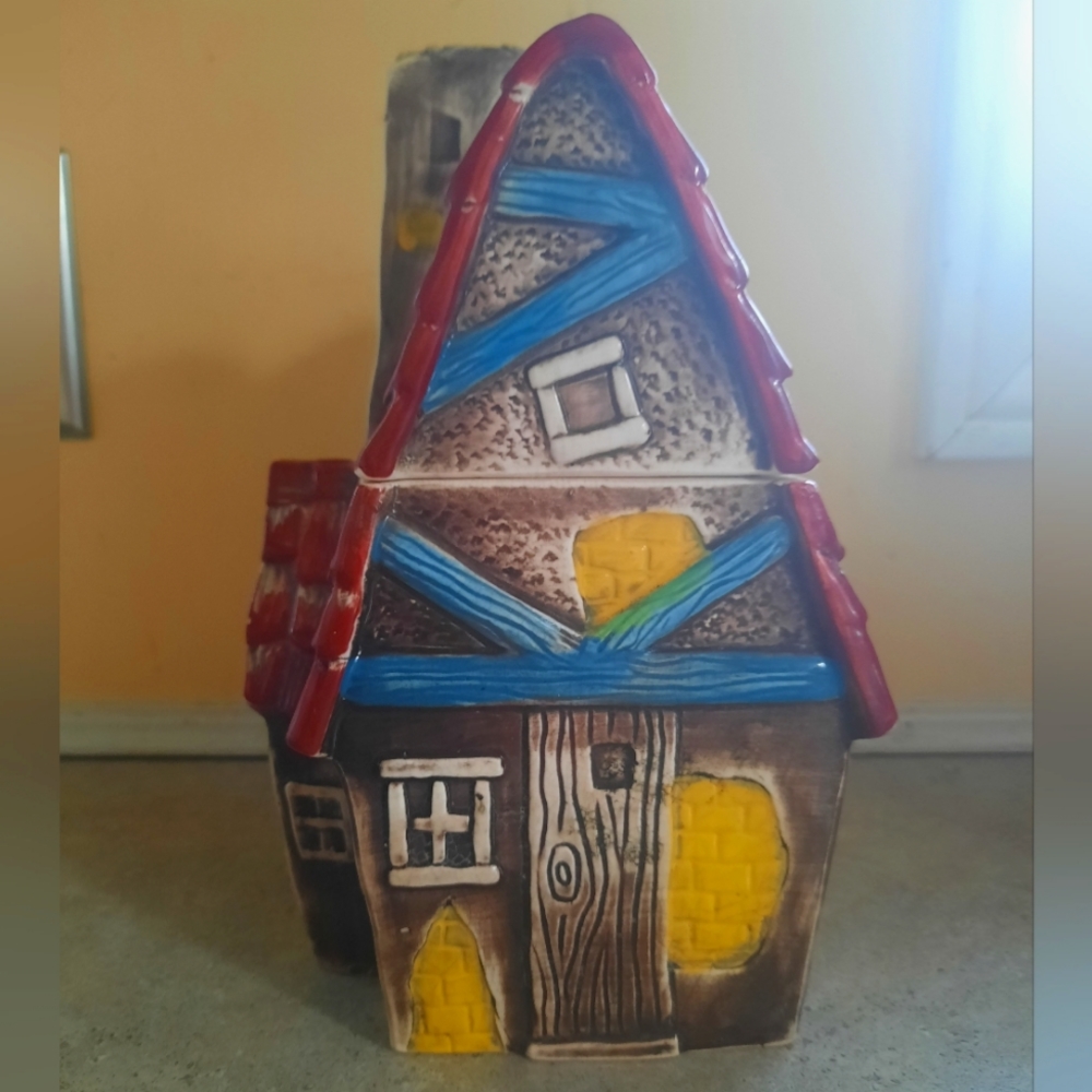 Vintage House Cookie Jar